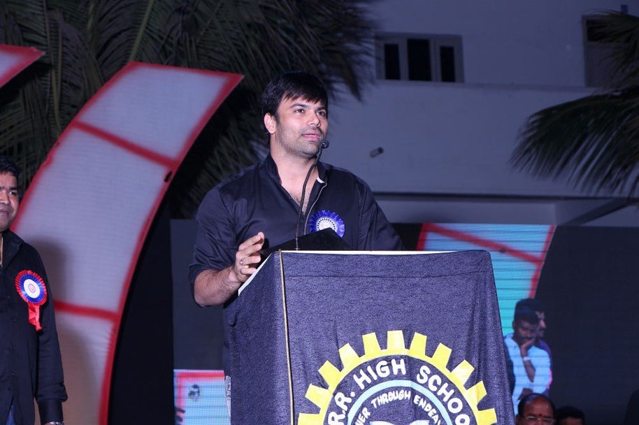 Guntur-Talkies-Movie-Team-at-TRR-School-Anniversary-Celebrations